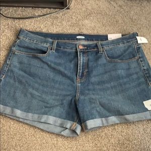 OLD NAVY JEAN SHORTS SIZE 16